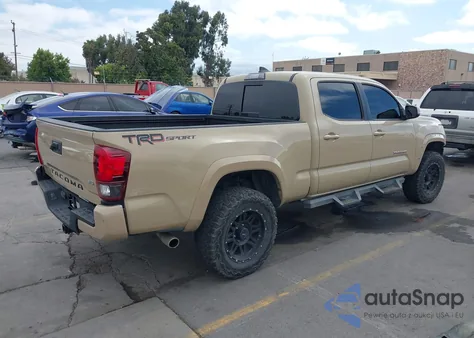 2018 Toyota Tacoma Trd Sport z USA, uszkodzony, nr VIN 3TMBZ5DN2JM012523